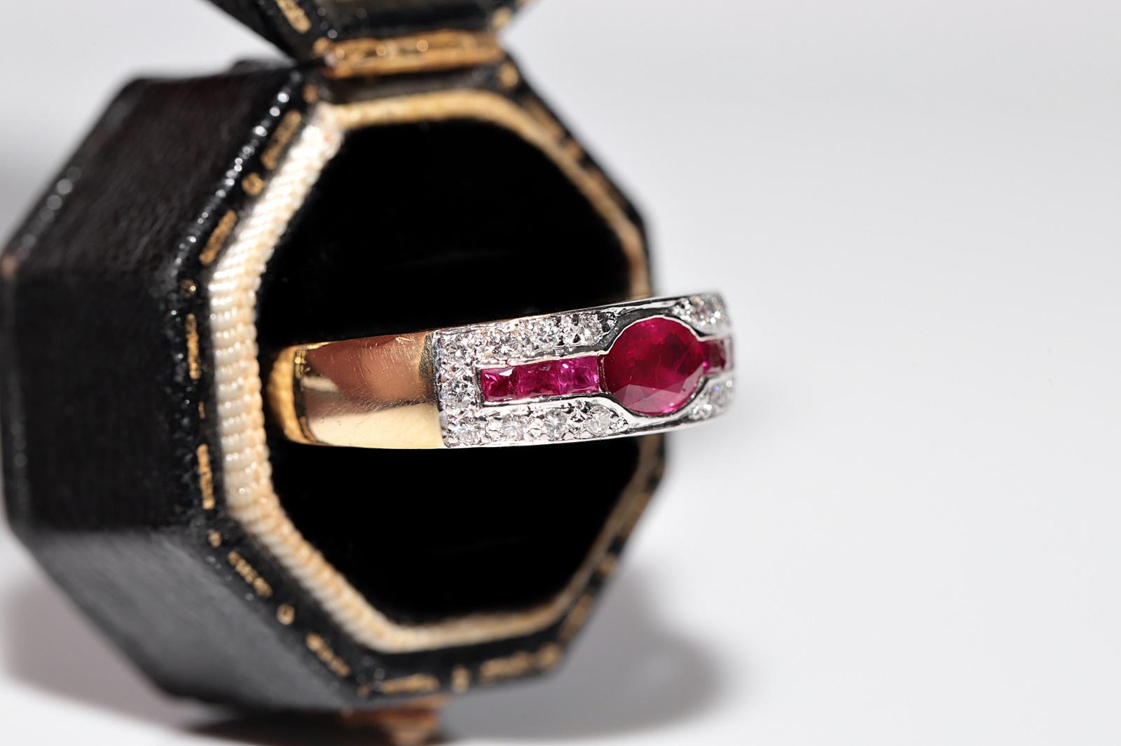 Rétro Anello a fascia decorato con diamanti naturali e rubini in oro 18 ct. d'epoca CIRCA 1980 in vendita