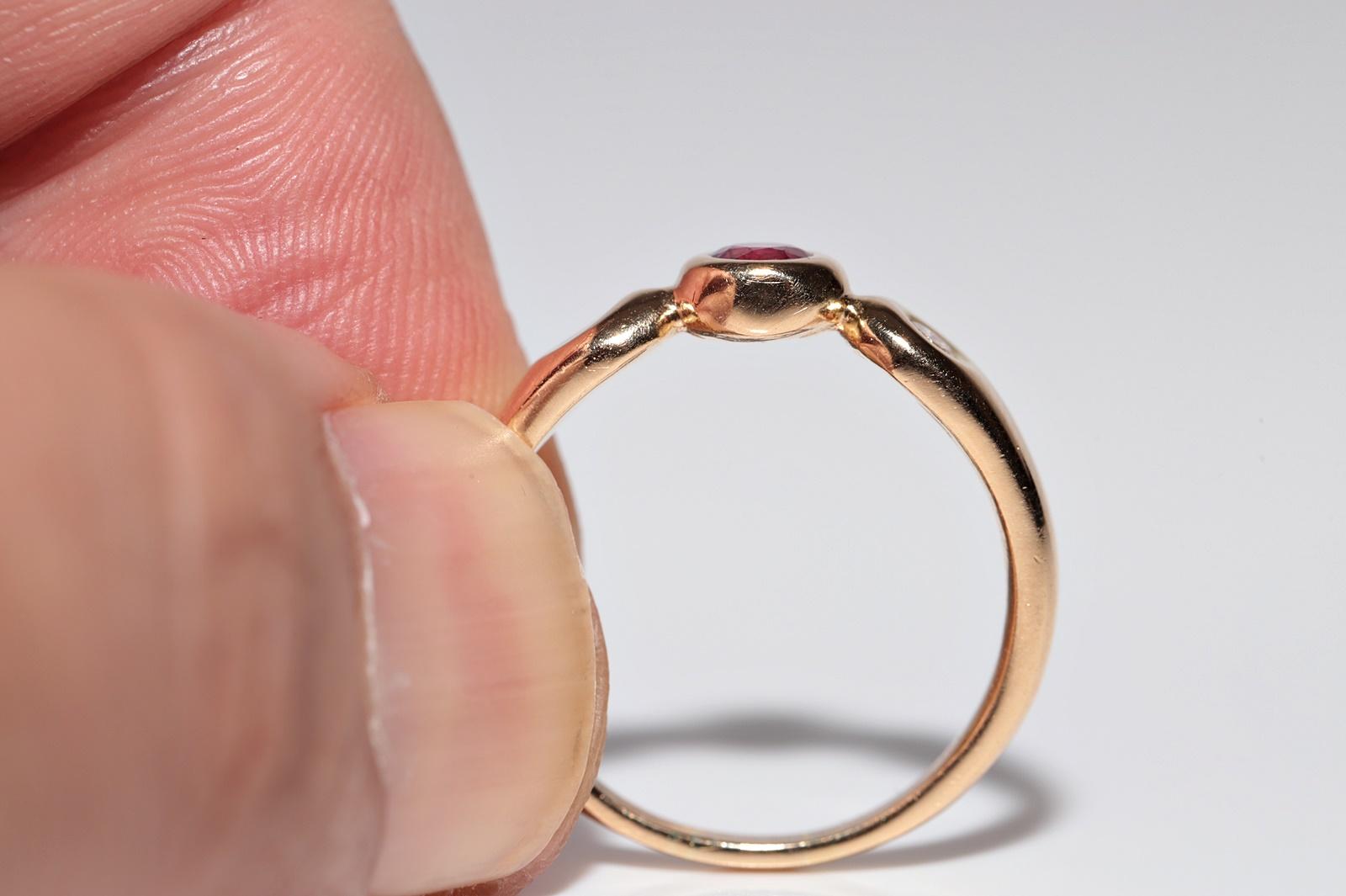Women's Vintage Circa 1980s 18k Gold Natural Diamond And Ruby Decorated Band Ring For Sale
