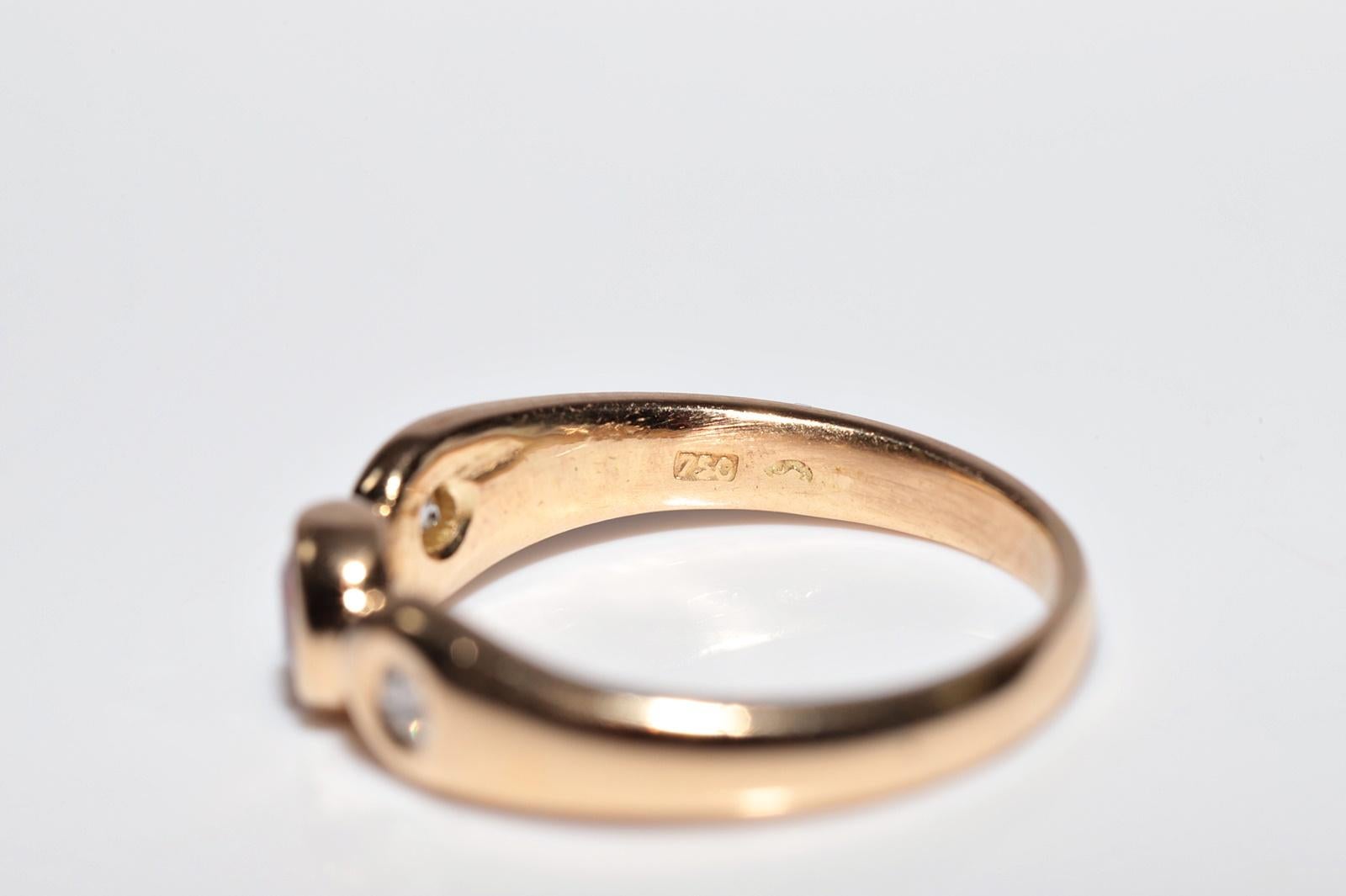 Anello a fascia decorato con diamanti naturali e rubini in oro 18 ct. d'epoca CIRCA 1980 in vendita 2