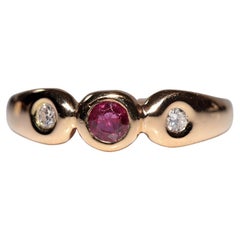 Vintage Circa 1980s 18k Gold Natural Diamond And Ruby Decorated Band Ring
