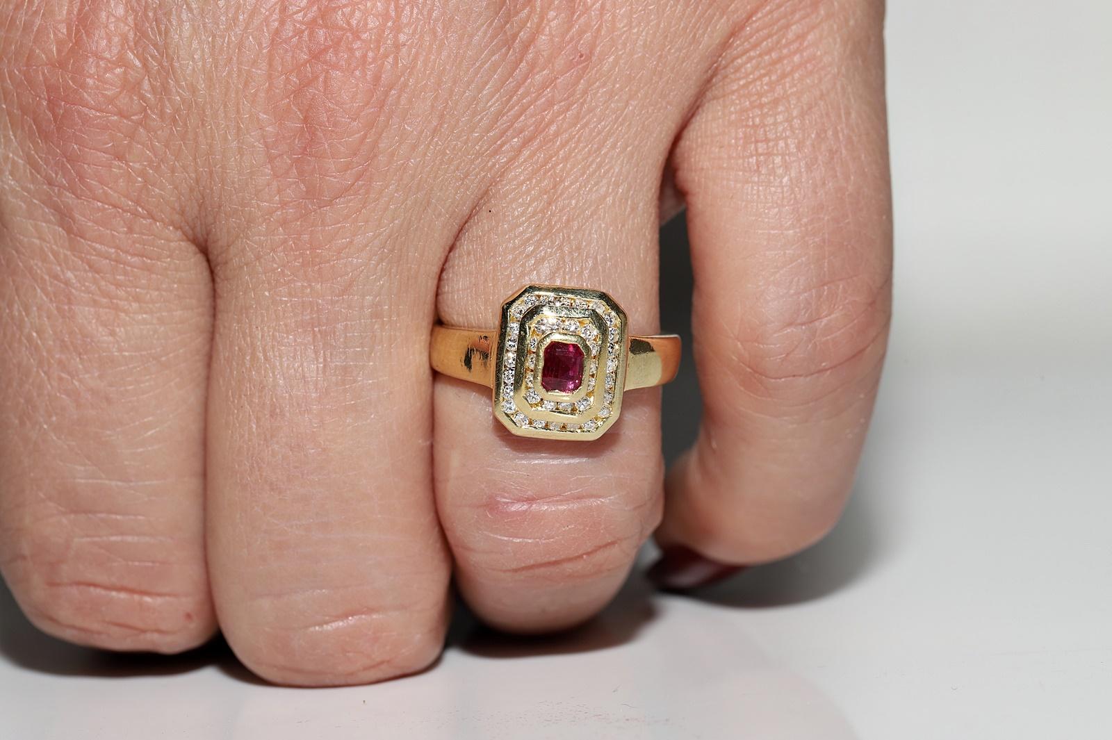 Retro Vintage Circa 1980s 18k Gold Natural Diamond And Ruby Decorated Cocktail Ring For Sale