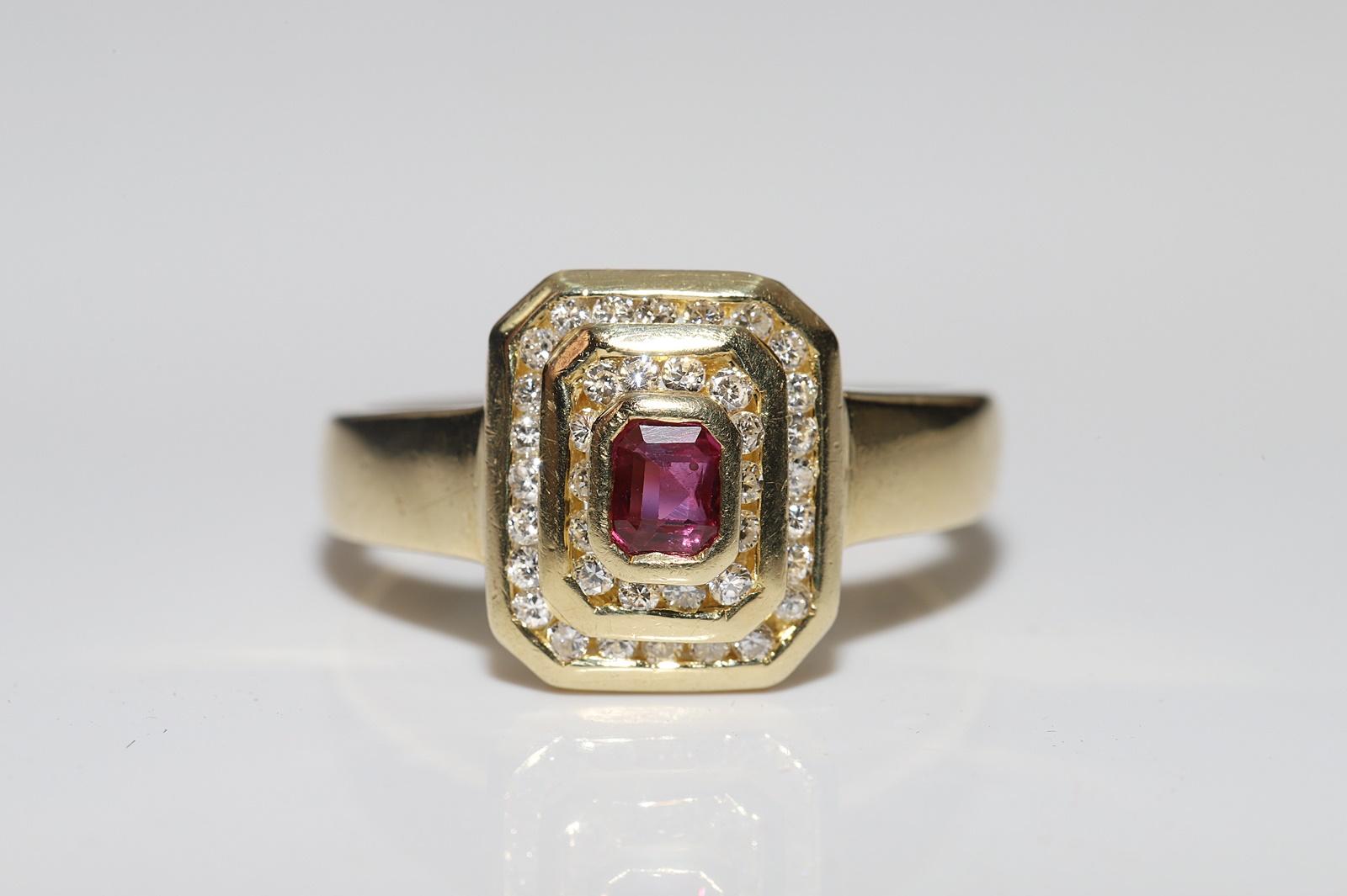 Vintage Circa 1980s 18k Gold Natural Diamond And Ruby Decorated Cocktail Ring For Sale 1