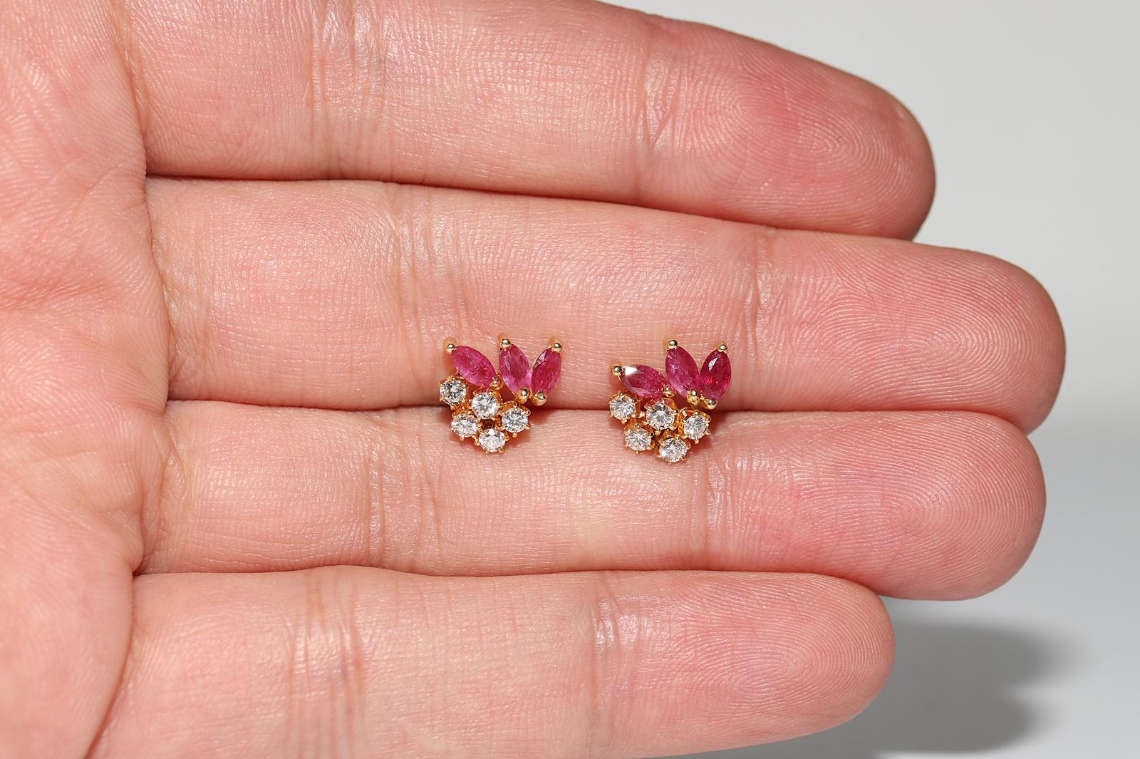 Vintage Circa 1980s 18k Gold Natural Diamond And Ruby Decorated Earring  For Sale 5