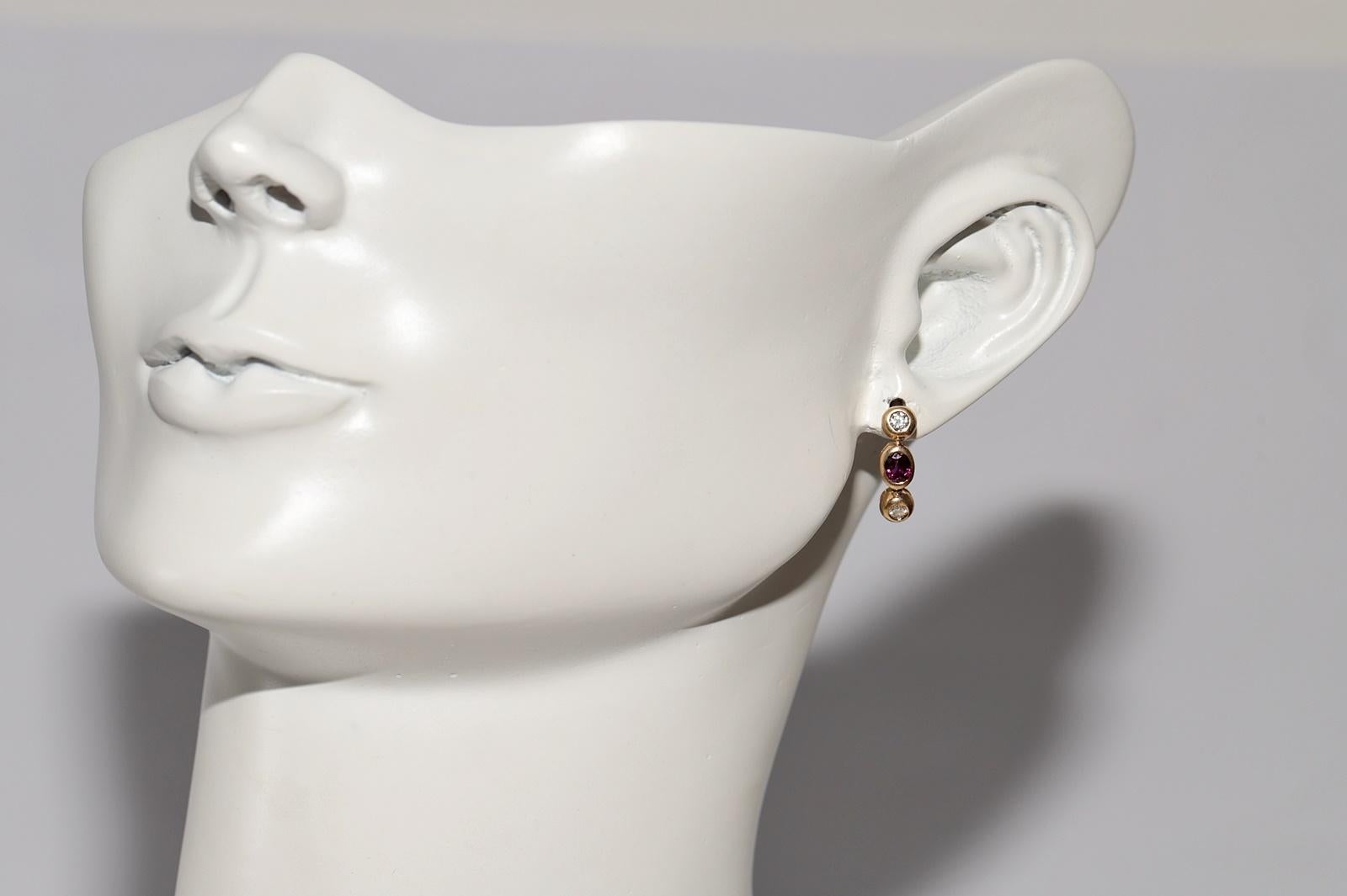 Vintage Circa 1980s 18k Gold Natural Diamond And Ruby Decorated Earring For Sale 6