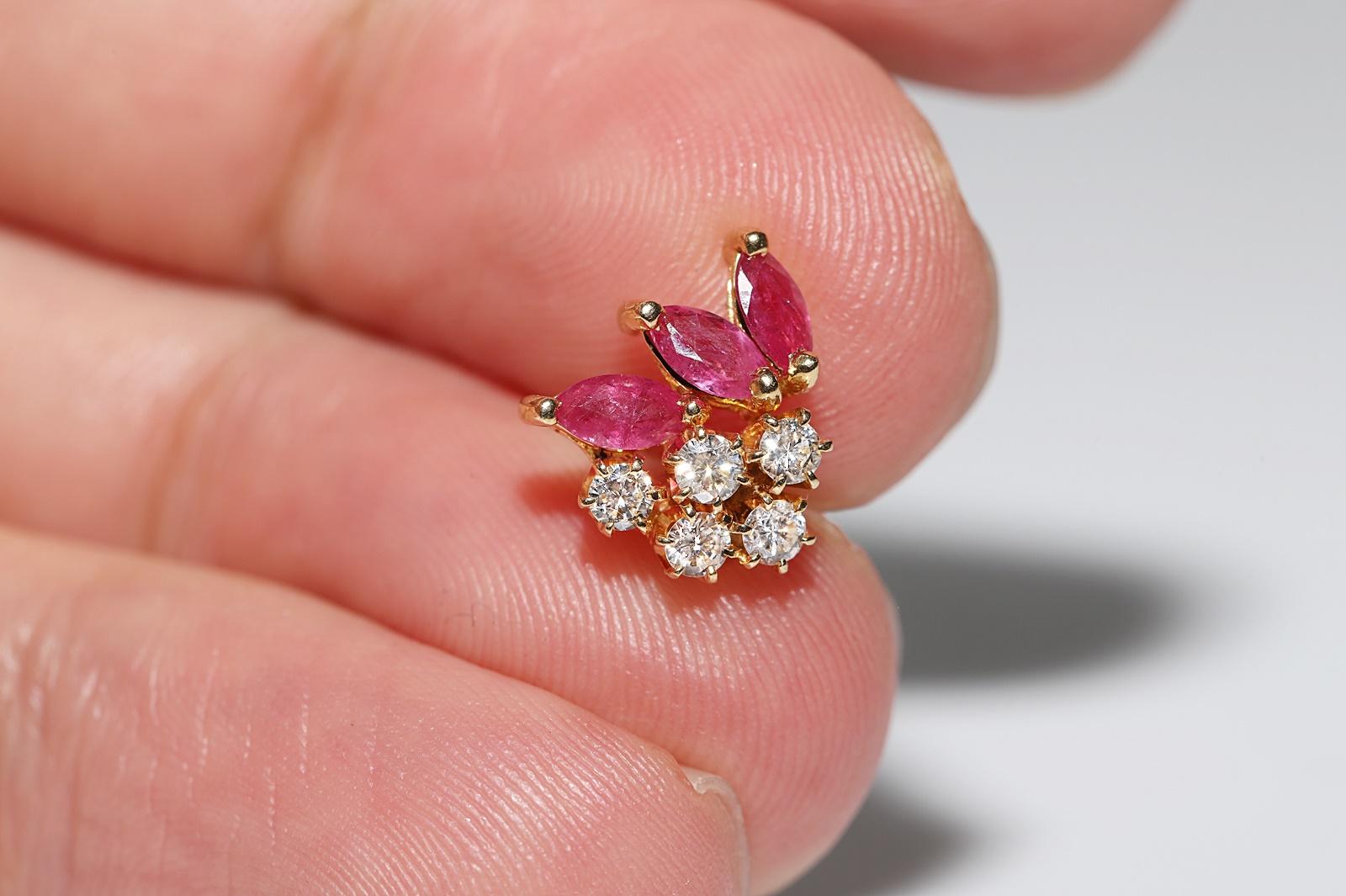 Vintage Circa 1980s 18k Gold Natural Diamond And Ruby Decorated Earring  For Sale 7