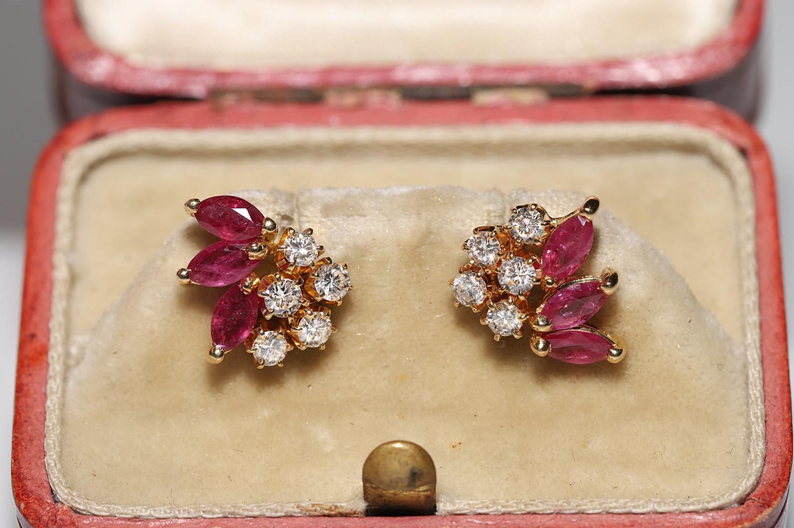 Retro Vintage Circa 1980s 18k Gold Natural Diamond And Ruby Decorated Earring  For Sale