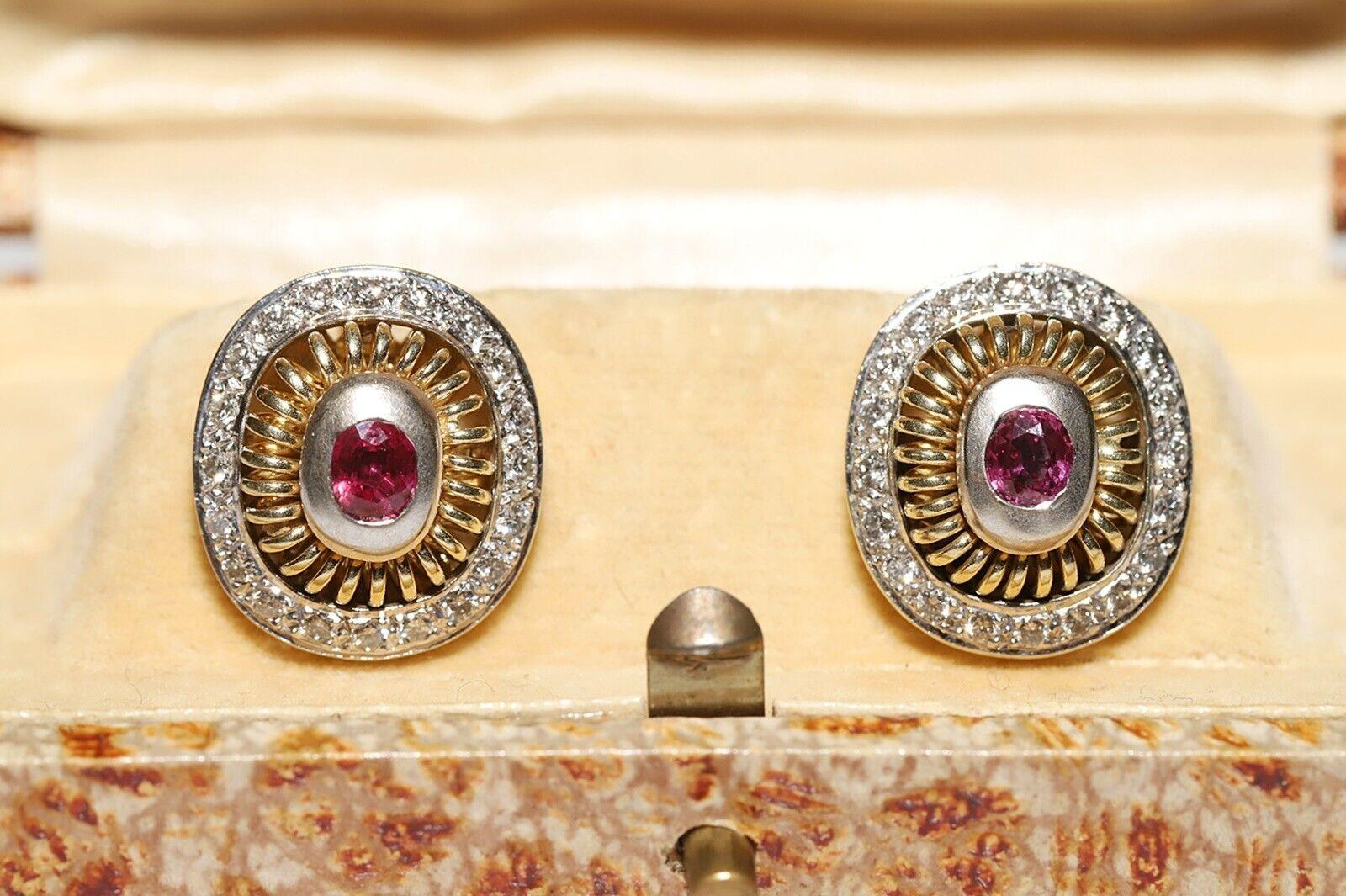 Vintage Circa 1980er Jahre 18k Gold Natürlicher Diamant und Rubin Dekorierter Ohrring (Retro) im Angebot