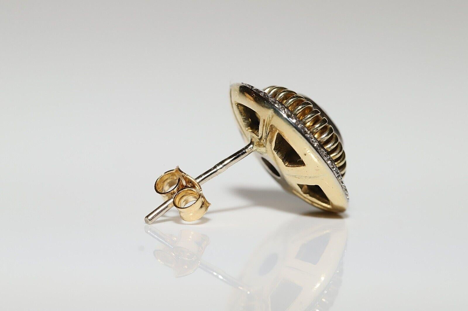 Vintage Circa 1980er Jahre 18k Gold Natürlicher Diamant und Rubin Dekorierter Ohrring im Angebot 2