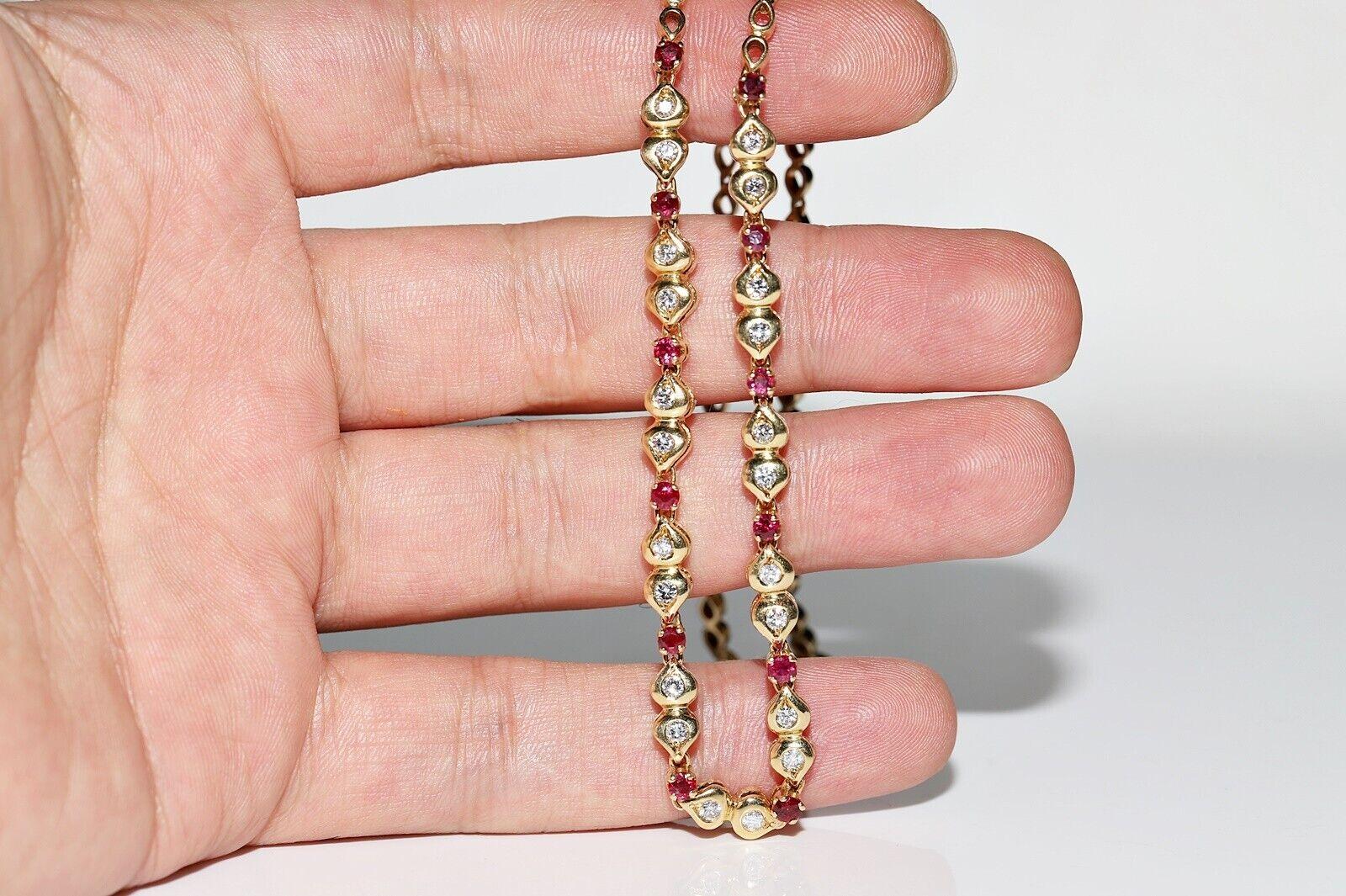 Vintage Circa 1980er Jahre 18k Gold Natürlicher Diamant und Rubin Dekorierte Halskette im Angebot 6