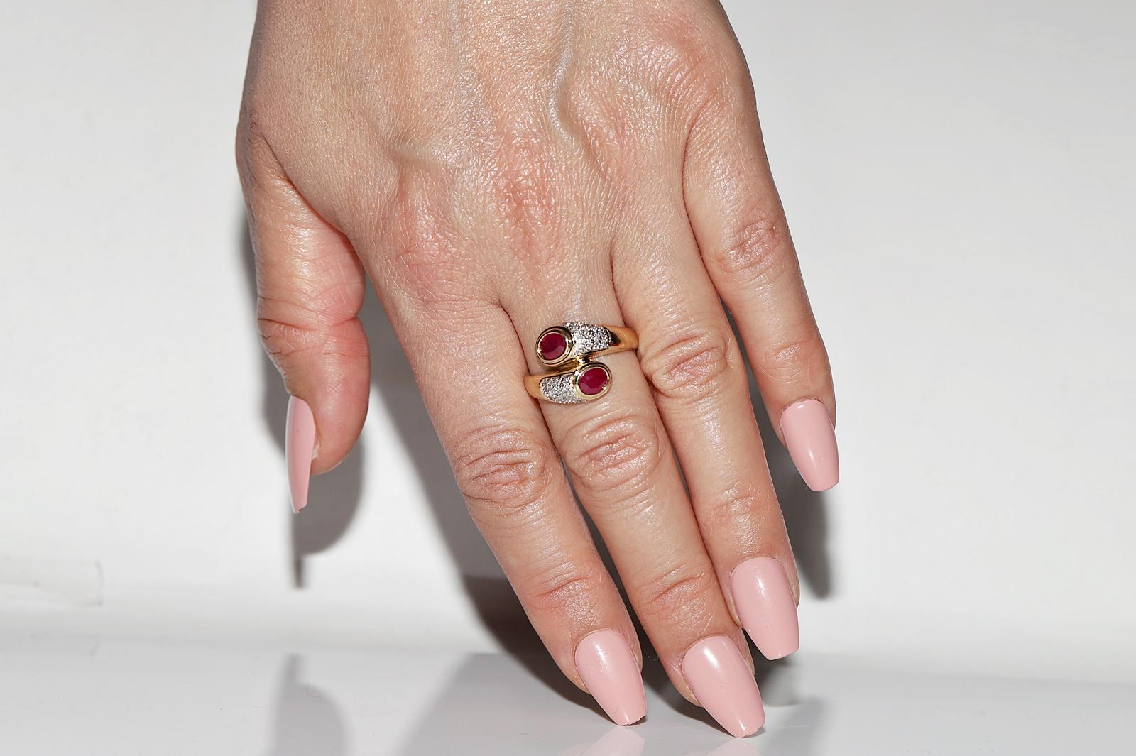 Vintage Circa 1980s 18k Gold Natural Diamond And Ruby Decorated Ring 6