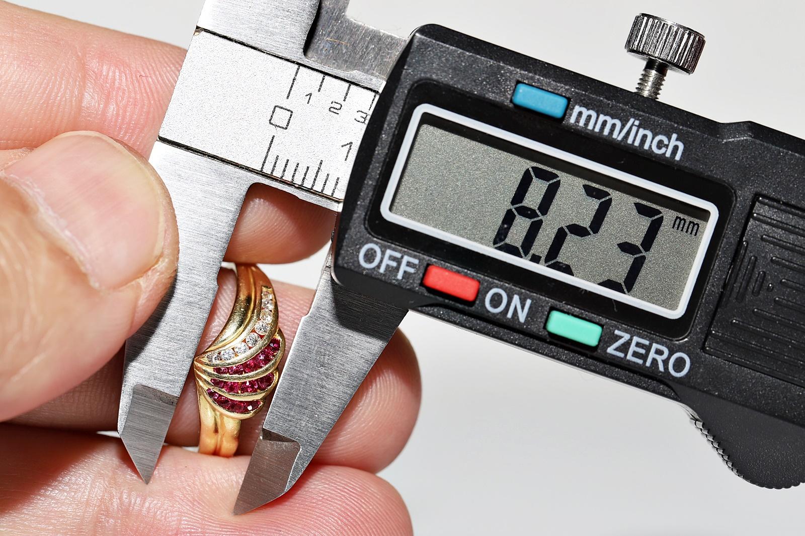 Deko-Ring aus 18 Karat Gold mit natürlichem Diamant und Rubin, Vintage, ca. 1980er Jahre im Angebot 8