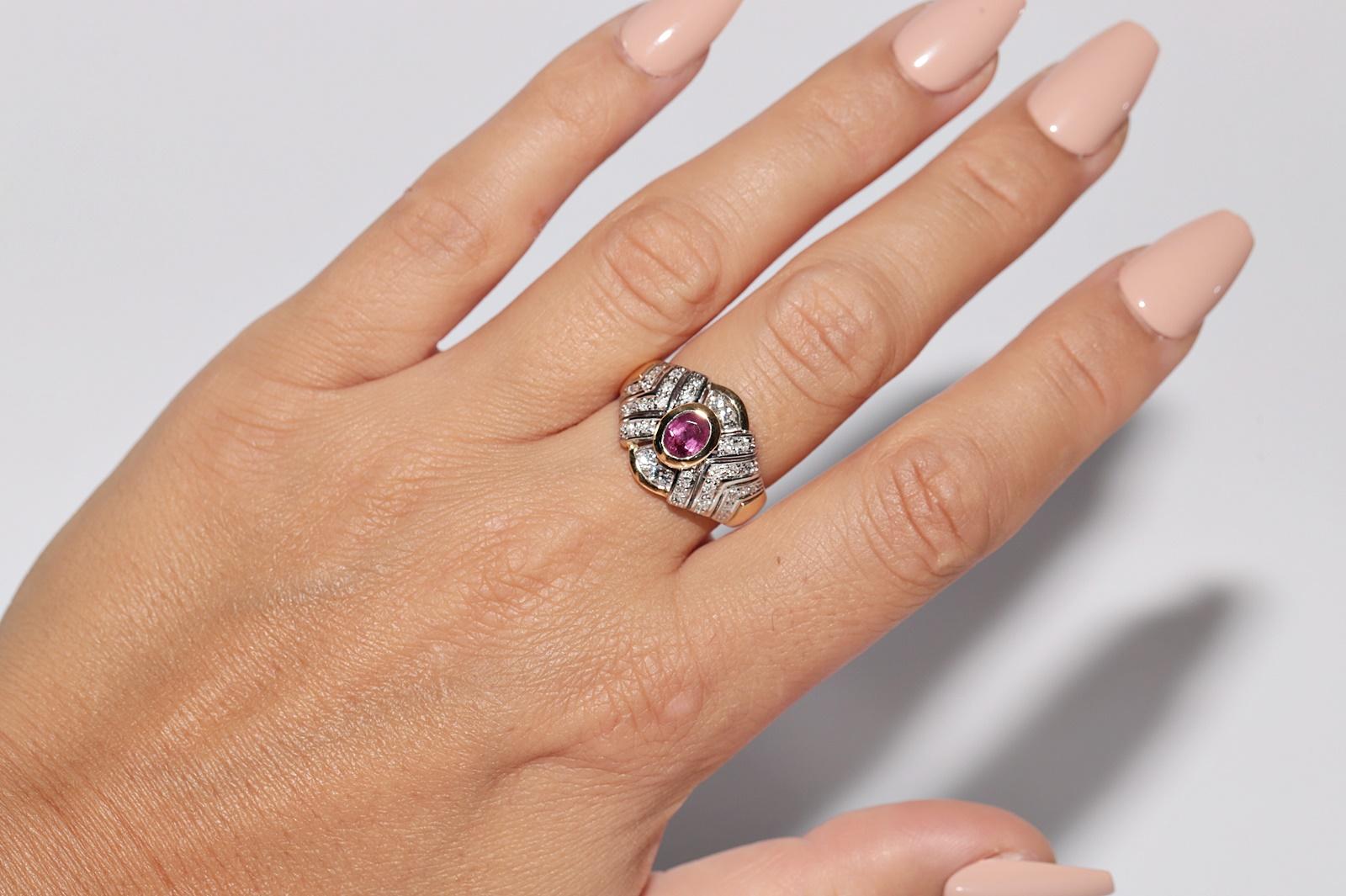 Deko-Ring aus 18 Karat Gold mit natürlichem Diamant und Rubin, Vintage, ca. 1980er Jahre (Retro) im Angebot