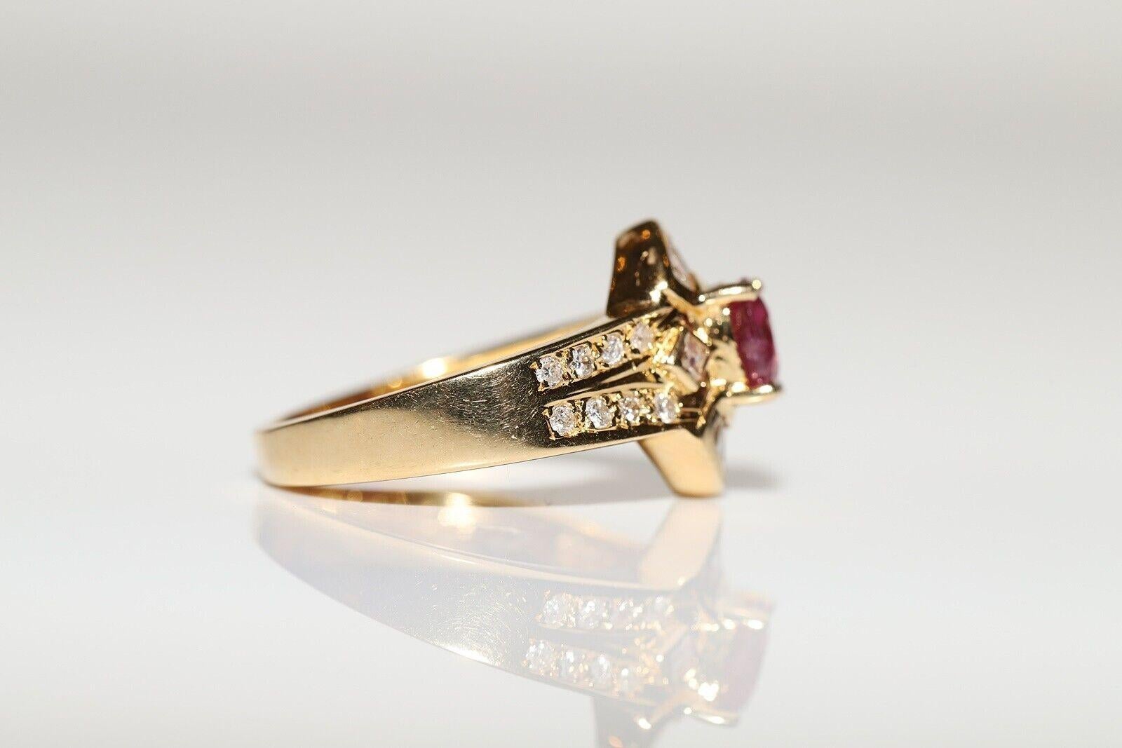 Deko-Ring aus 18 Karat Gold mit natürlichem Diamant und Rubin, Vintage, ca. 1980er Jahre (Retro) im Angebot