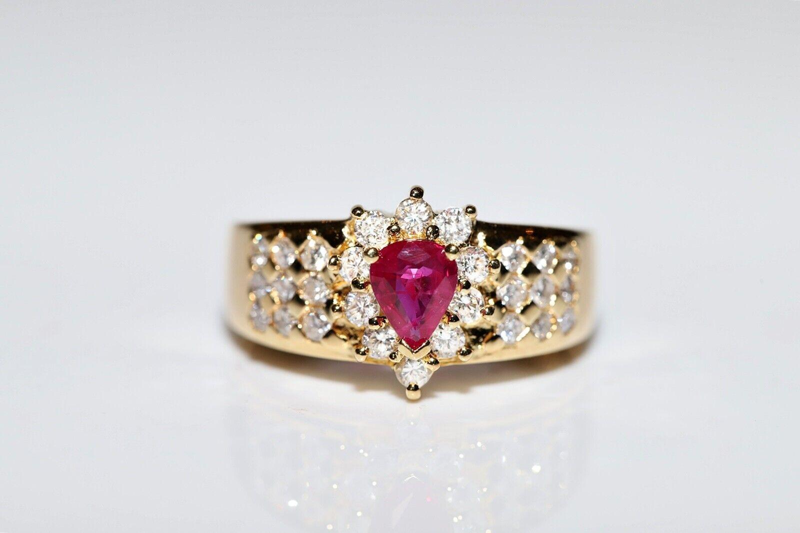 Vintage Circa 1980s 18k Gold Natural Diamond And Ruby Decorated Ring In Good Condition For Sale In Fatih/İstanbul, 34