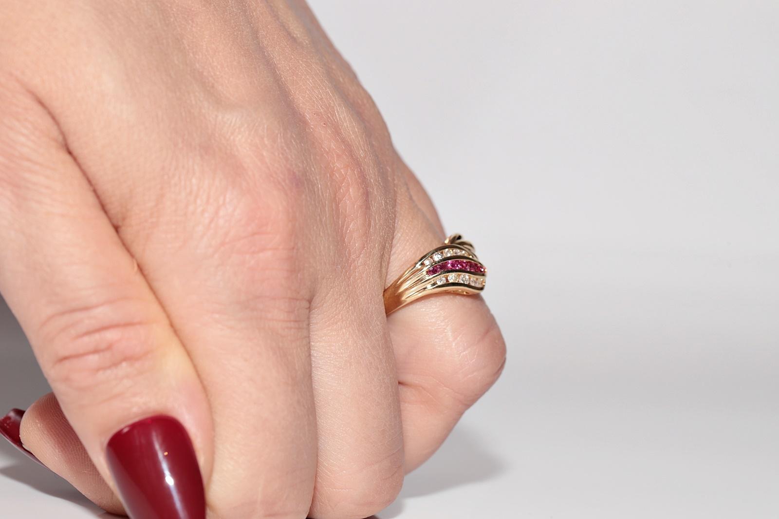 Deko-Ring aus 18 Karat Gold mit natürlichem Diamant und Rubin, Vintage, ca. 1980er Jahre im Zustand „Gut“ im Angebot in Fatih/İstanbul, 34
