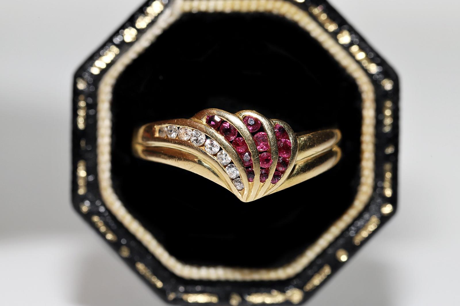 Deko-Ring aus 18 Karat Gold mit natürlichem Diamant und Rubin, Vintage, ca. 1980er Jahre im Angebot 3