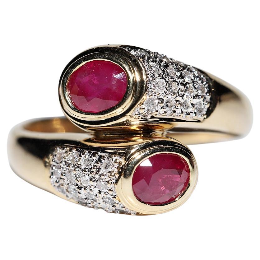 Vintage Circa 1980s 18k Gold Natural Diamond And Ruby Decorated Ring For Sale