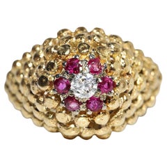 Vintage Circa 1980s 18k Gold Natural Diamond And Ruby Decorated Ring