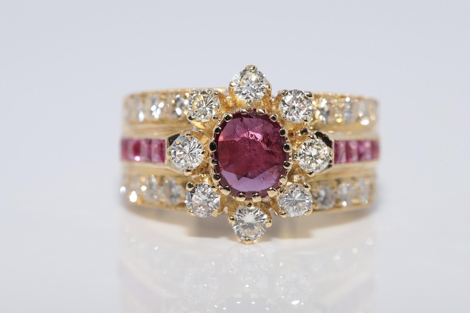 Anello forte decorato con diamanti naturali e rubini in oro 18 carati CIRCA 1980 in vendita 12