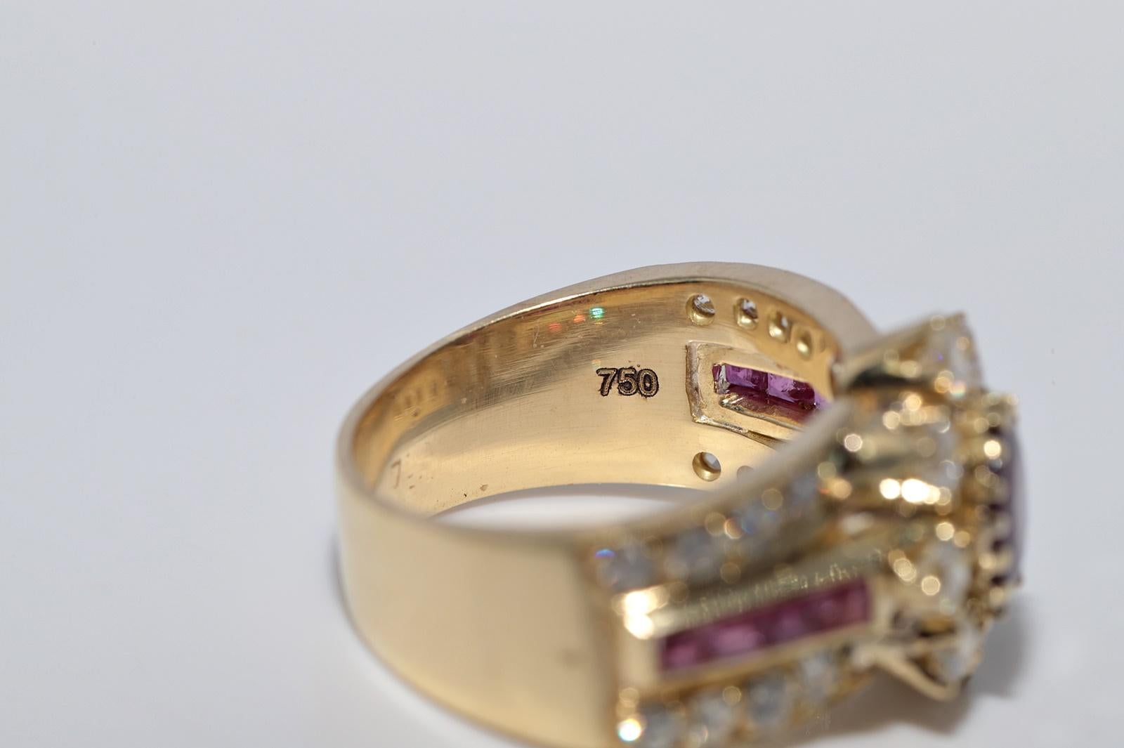 Anello forte decorato con diamanti naturali e rubini in oro 18 carati CIRCA 1980 in vendita 3