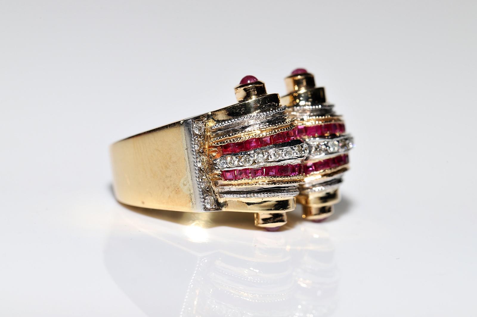 Vintage Circa 1980er Jahre 18k Gold natürlicher Diamant und Rubin Dekorierter Tank-Ring im Angebot 2