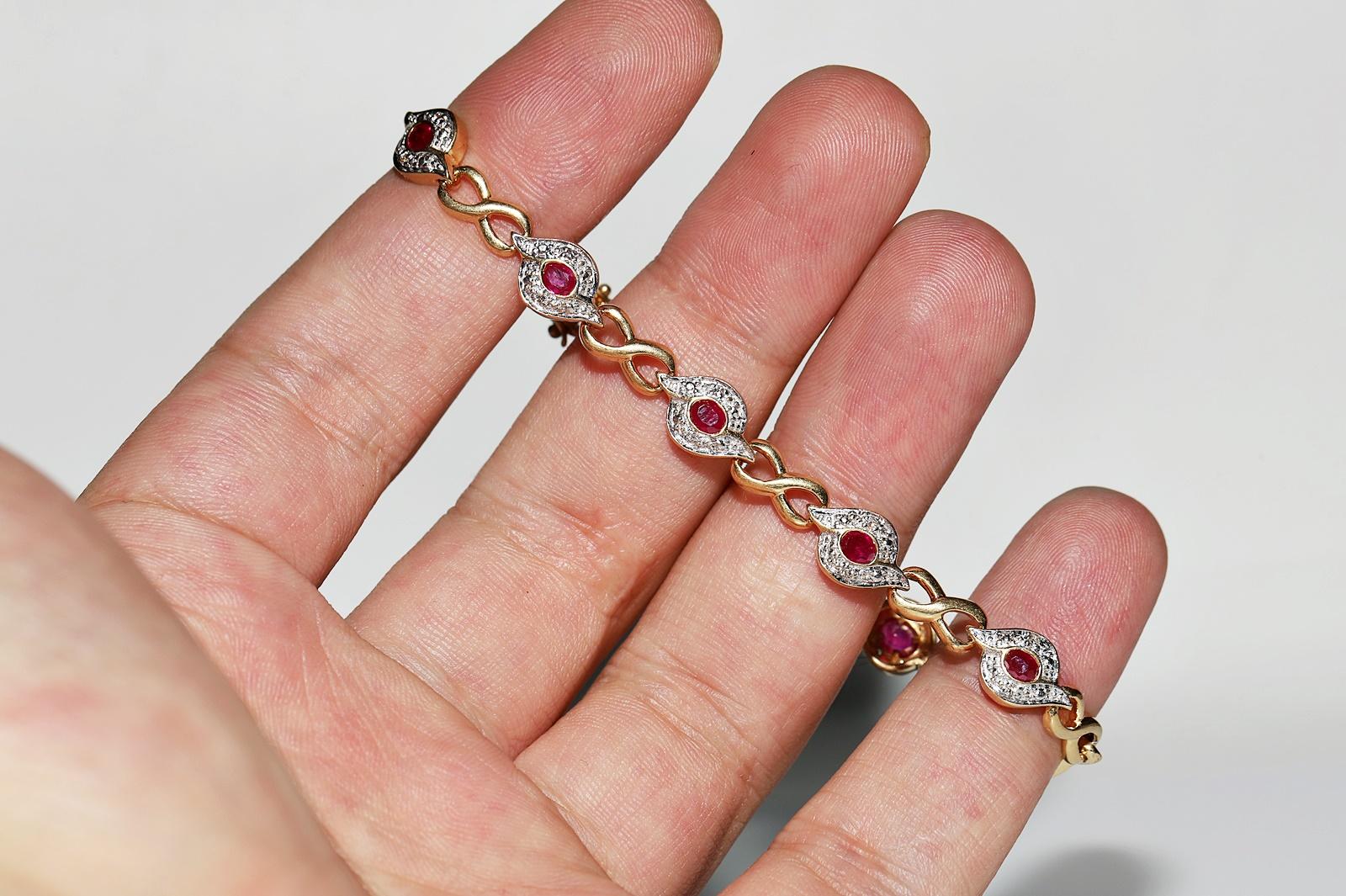 Vintage Circa 1980s 18k Gold Natural Diamond And Ruby Decorated Tennis Bracelet For Sale 4
