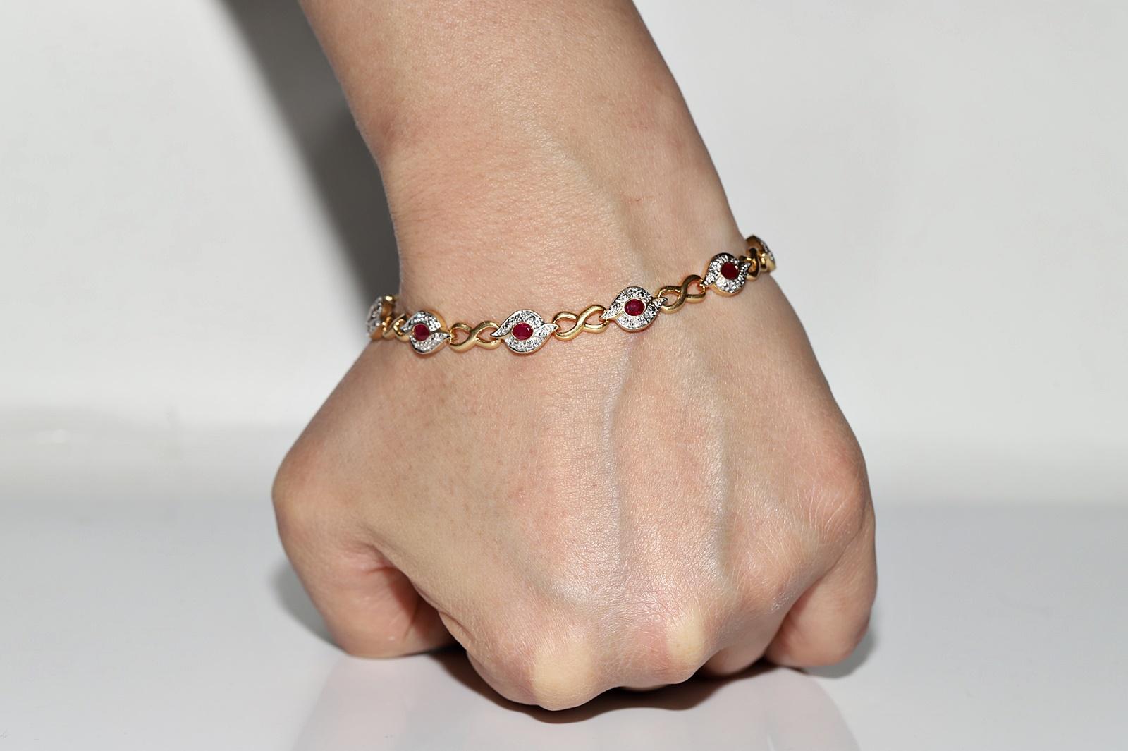 Bracciale da tennis decorato con diamanti naturali e rubini in oro 18 ct. d'epoca CIRCA 1980 in vendita 11