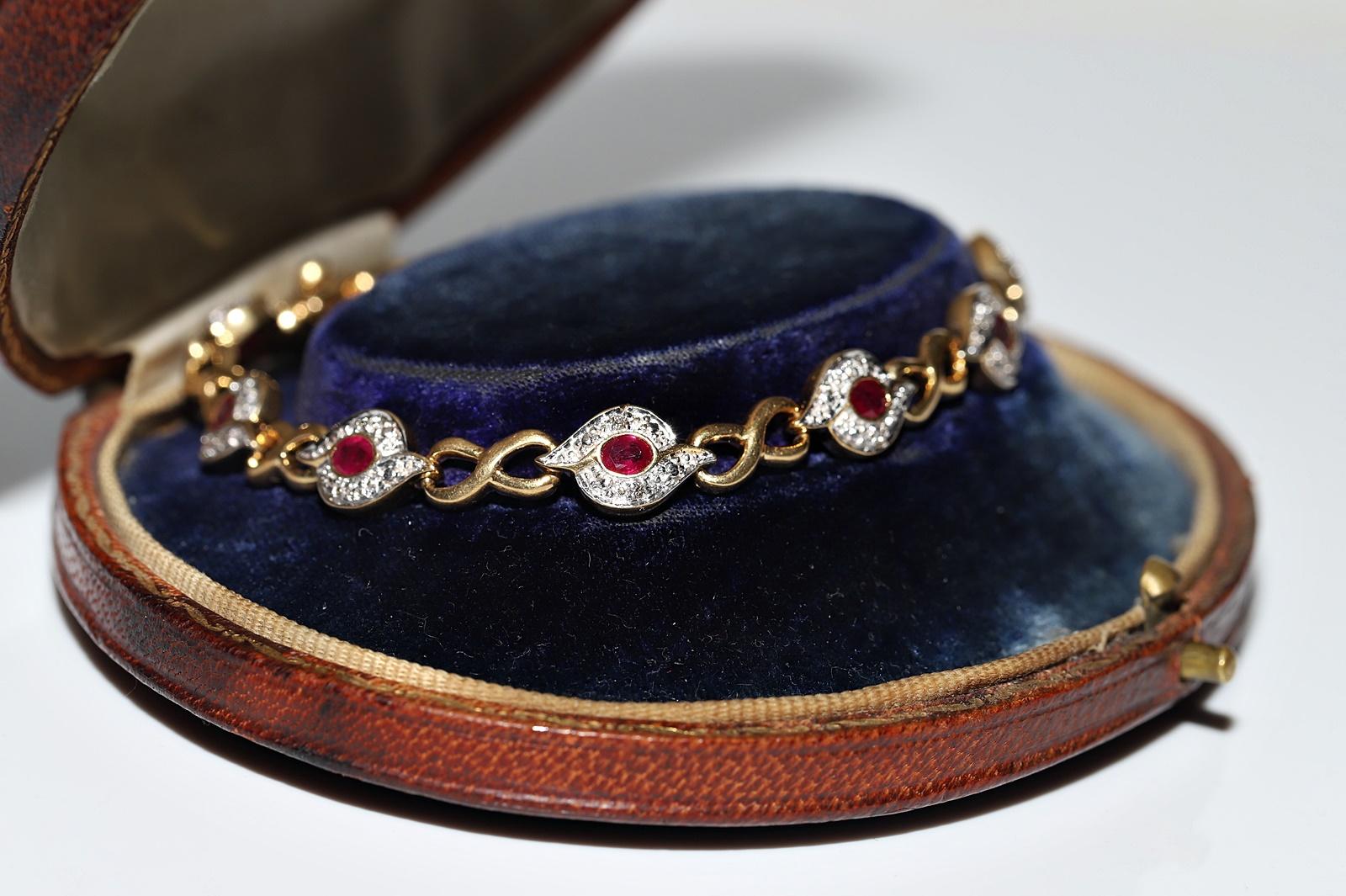 Brilliant Cut Vintage Circa 1980s 18k Gold Natural Diamond And Ruby Decorated Tennis Bracelet For Sale