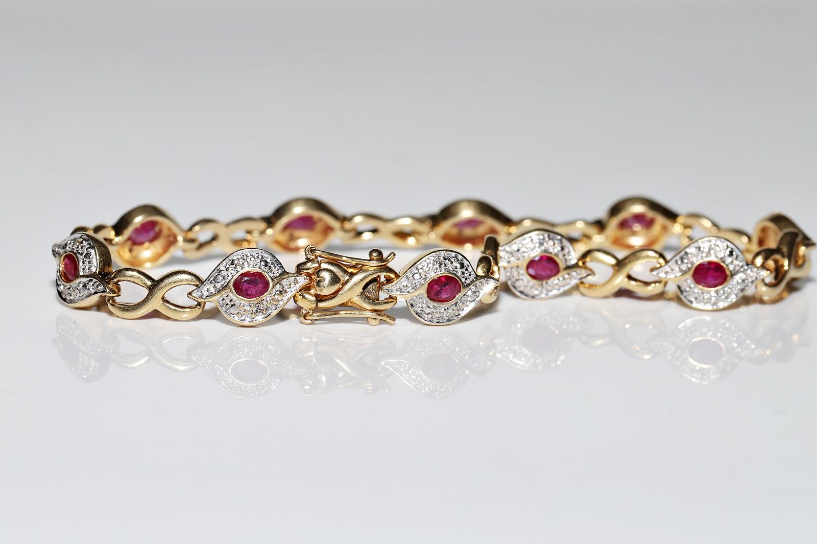 Vintage Circa 1980s 18k Gold Natural Diamond And Ruby Decorated Tennis Bracelet For Sale 2