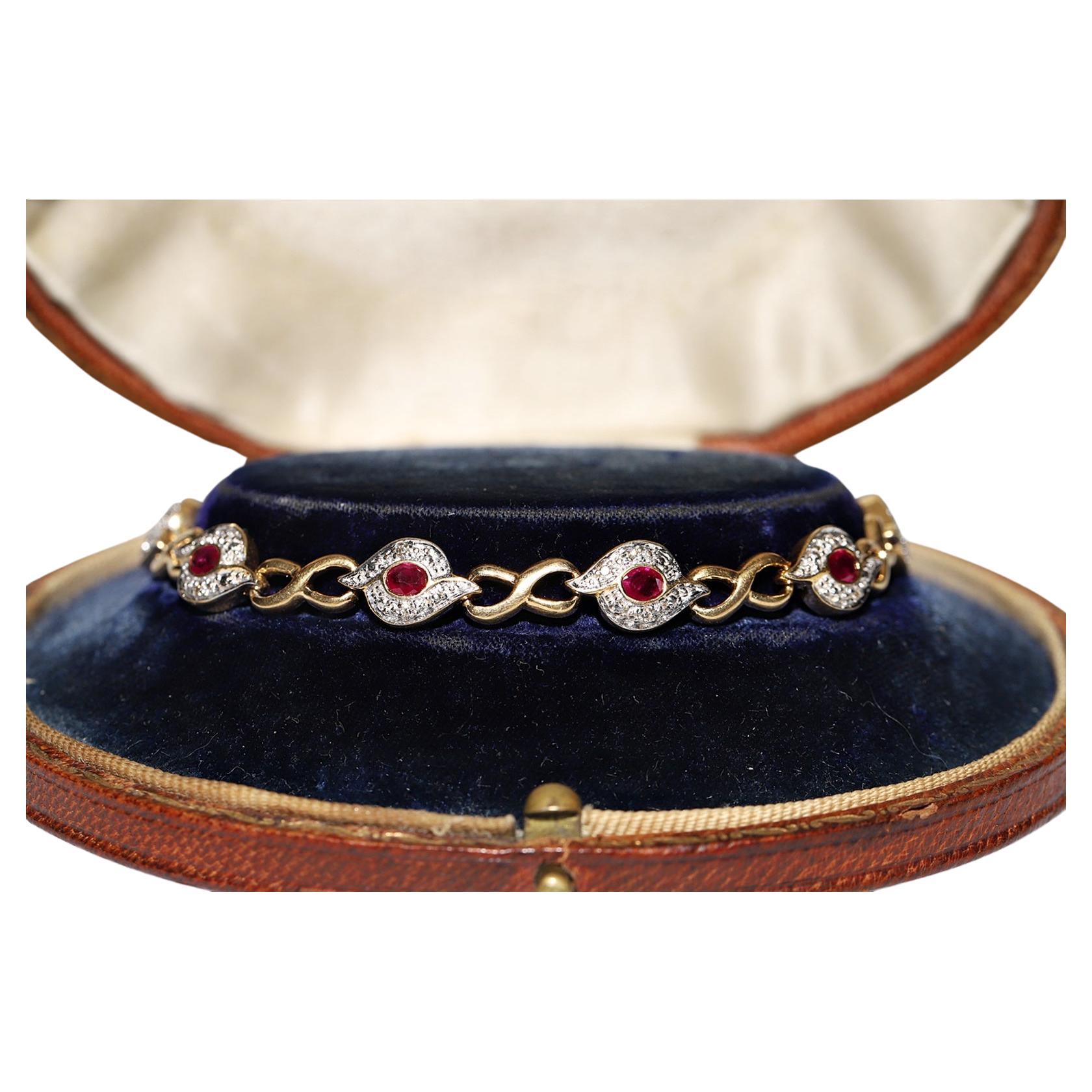 Vintage Circa 1980s 18k Gold Natural Diamond And Ruby Decorated Tennis Bracelet For Sale