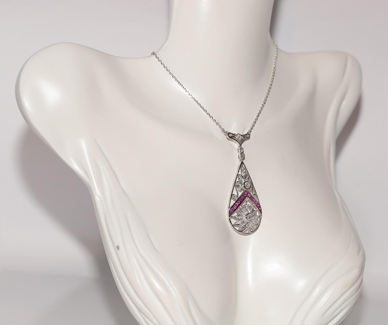 Collana con diamante naturale e rubino in oro 18 carati CIRCA 1980 In condizioni buone in vendita a Fatih/İstanbul, 34