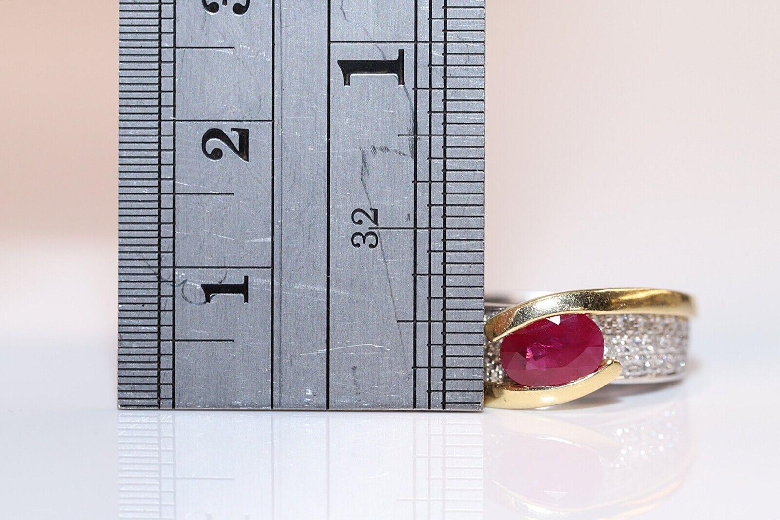 Vintage Circa 1980s 18k Gold Natural Diamond And Ruby Ring  For Sale 5