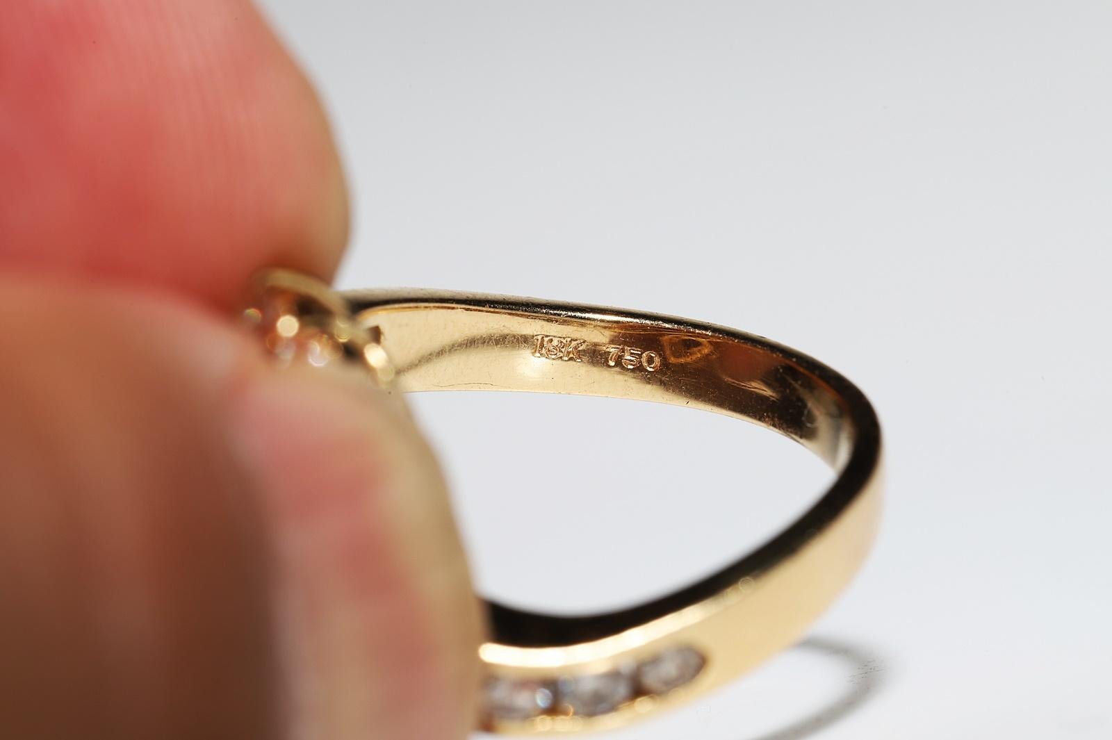 Vintage Circa 1980er Jahre 18k Gold Natürlicher Diamant und Rubin Saphir Dekorierter Ring im Angebot 4