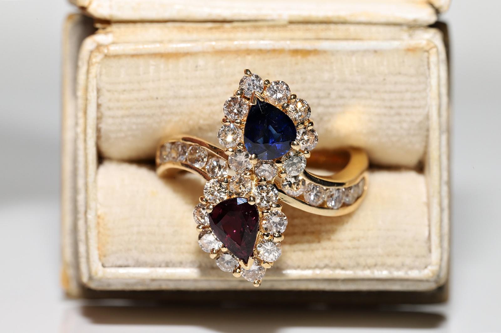 In sehr gutem Zustand.
Das Gesamtgewicht beträgt 6.5 Gramm.
Insgesamt ist der Diamant etwa 2 ct.
Der Diamant hat die Reinheit vvs-vs-s1 und die Farbe I-J-K-L-M-N- Brown.
Vollständig  Gewicht ist Saphir etwa 0,75 ct.
Das Gesamtgewicht des Rubins