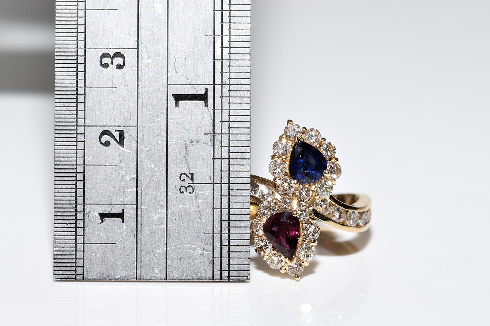 Vintage Circa 1980er Jahre 18k Gold Natürlicher Diamant und Rubin Saphir Dekorierter Ring im Zustand „Gut“ im Angebot in Fatih/İstanbul, 34