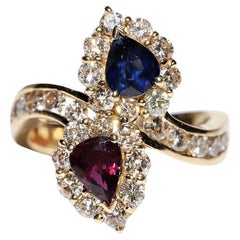 Vintage Circa 1980s 18k Gold Natural Diamond And Ruby Sapphire Decorated Ring 