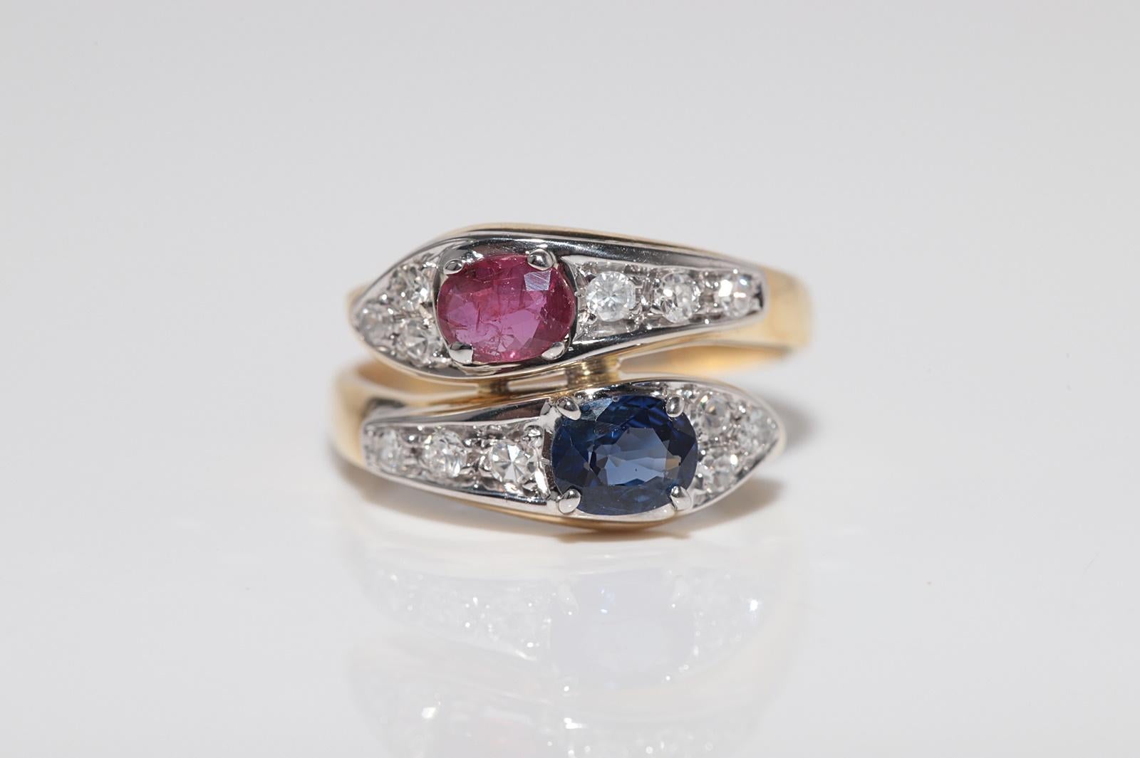 Anillo serpiente vintage circa años 80 de oro de 18k con diamante natural y zafiro rubí Corte único en venta