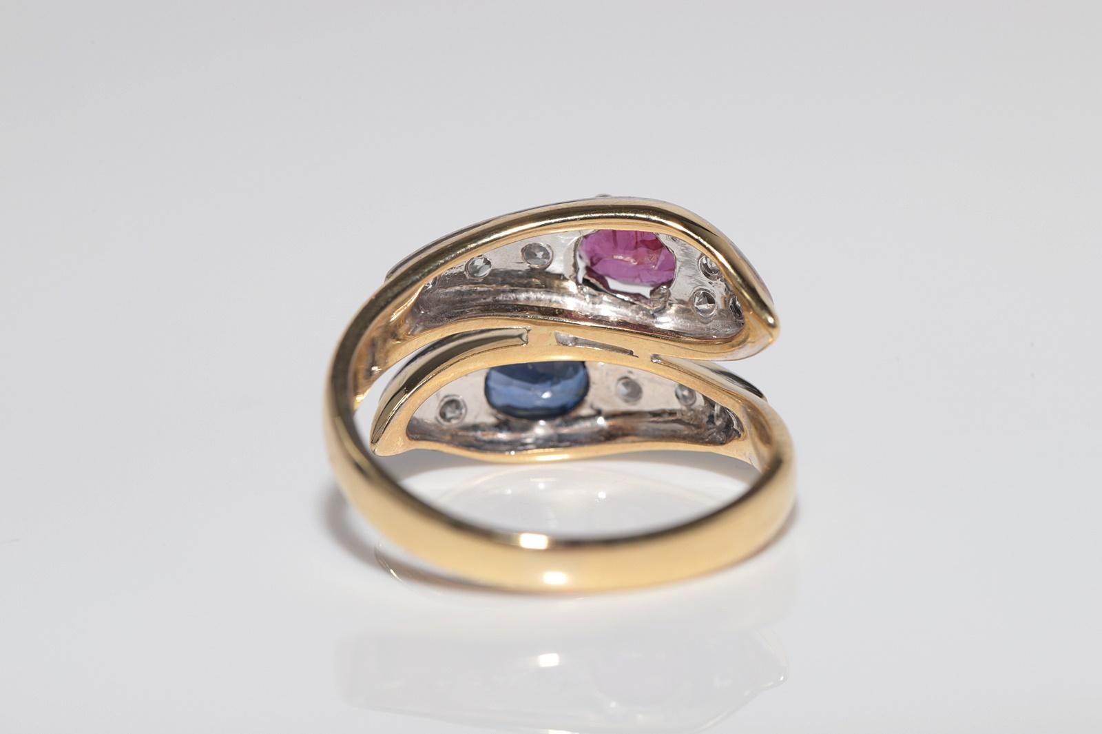 Anillo serpiente vintage circa años 80 de oro de 18k con diamante natural y zafiro rubí en venta 1