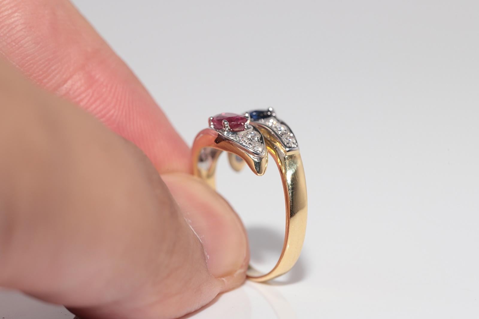 Anillo serpiente vintage circa años 80 de oro de 18k con diamante natural y zafiro rubí en venta 3