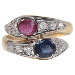 Vintage CIRCA 1980s 18k Gold Natürlicher Diamant und Rubin Saphir Schlange Ring