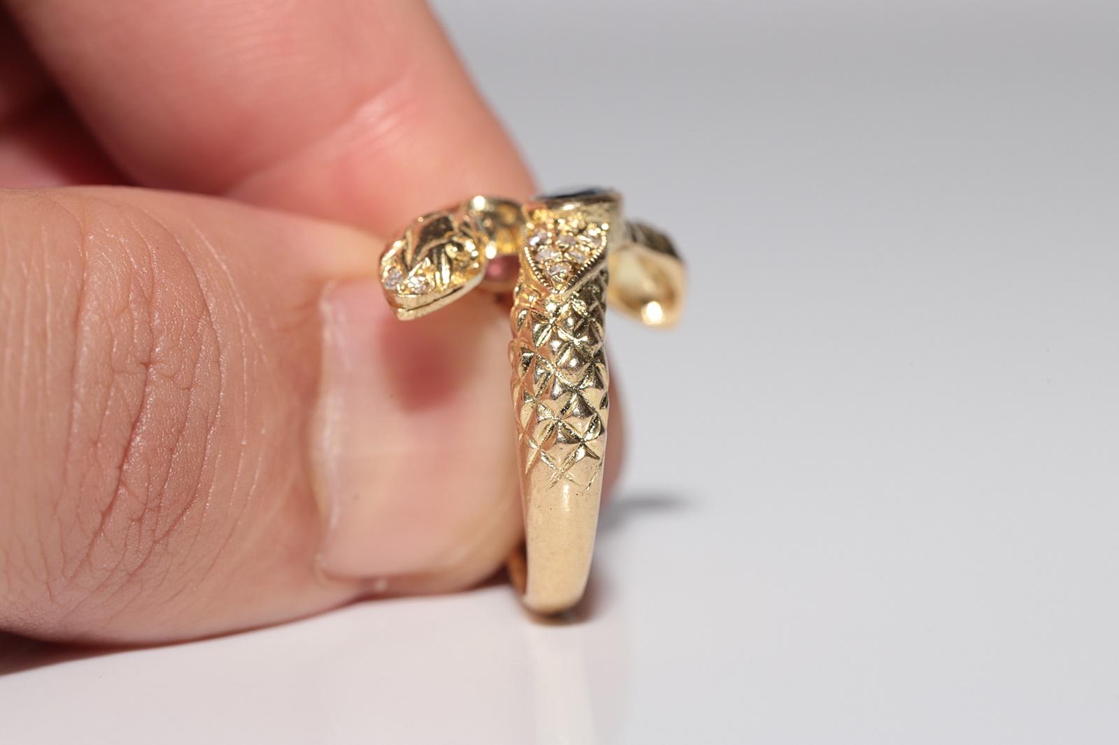Anello a serpente in oro 18k con diamanti naturali, zaffiri e rubini, vintage CIRCA gli anni '80 in vendita 2