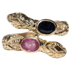 Vintage Circa 1980s 18k Gold Natural Diamond And Sapphire And Ruby Snake Ring
