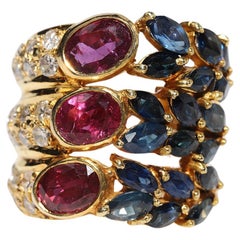 Vintage Circa 1980s 18k Gold Natural Diamond And Sapphire And Ruby Strong Ring