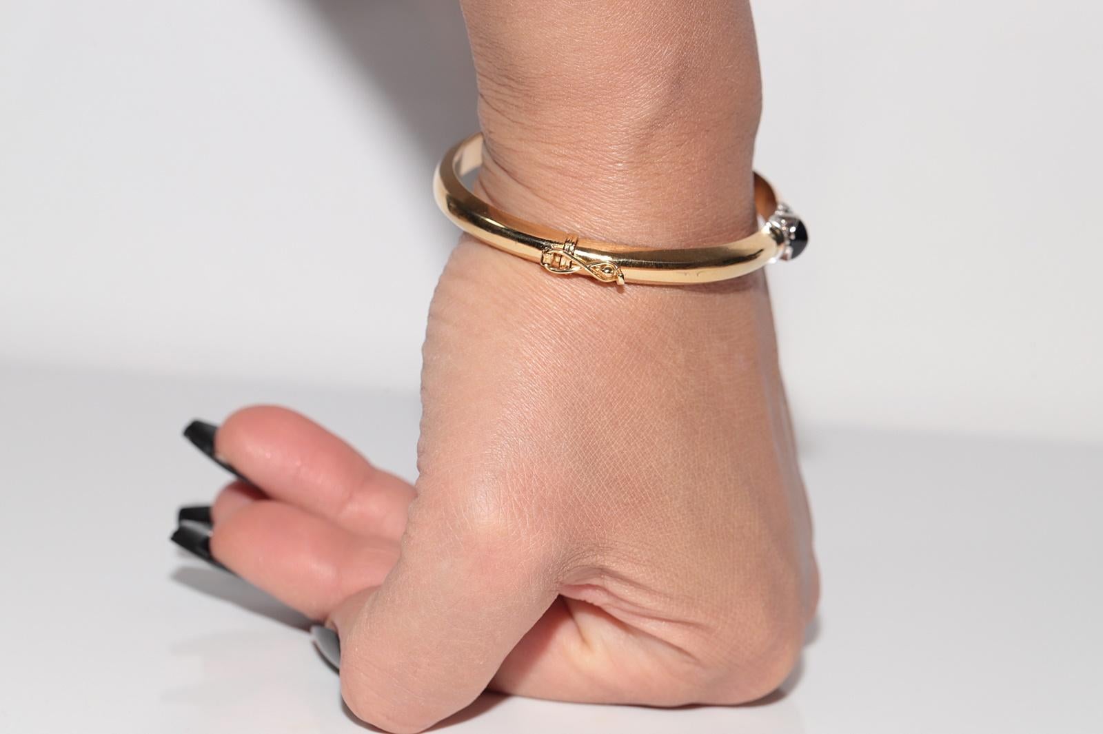 Vintage CIRCA 1980er Jahre 18k Gold natürlichen Diamanten und Saphir-Armreif im Angebot 13