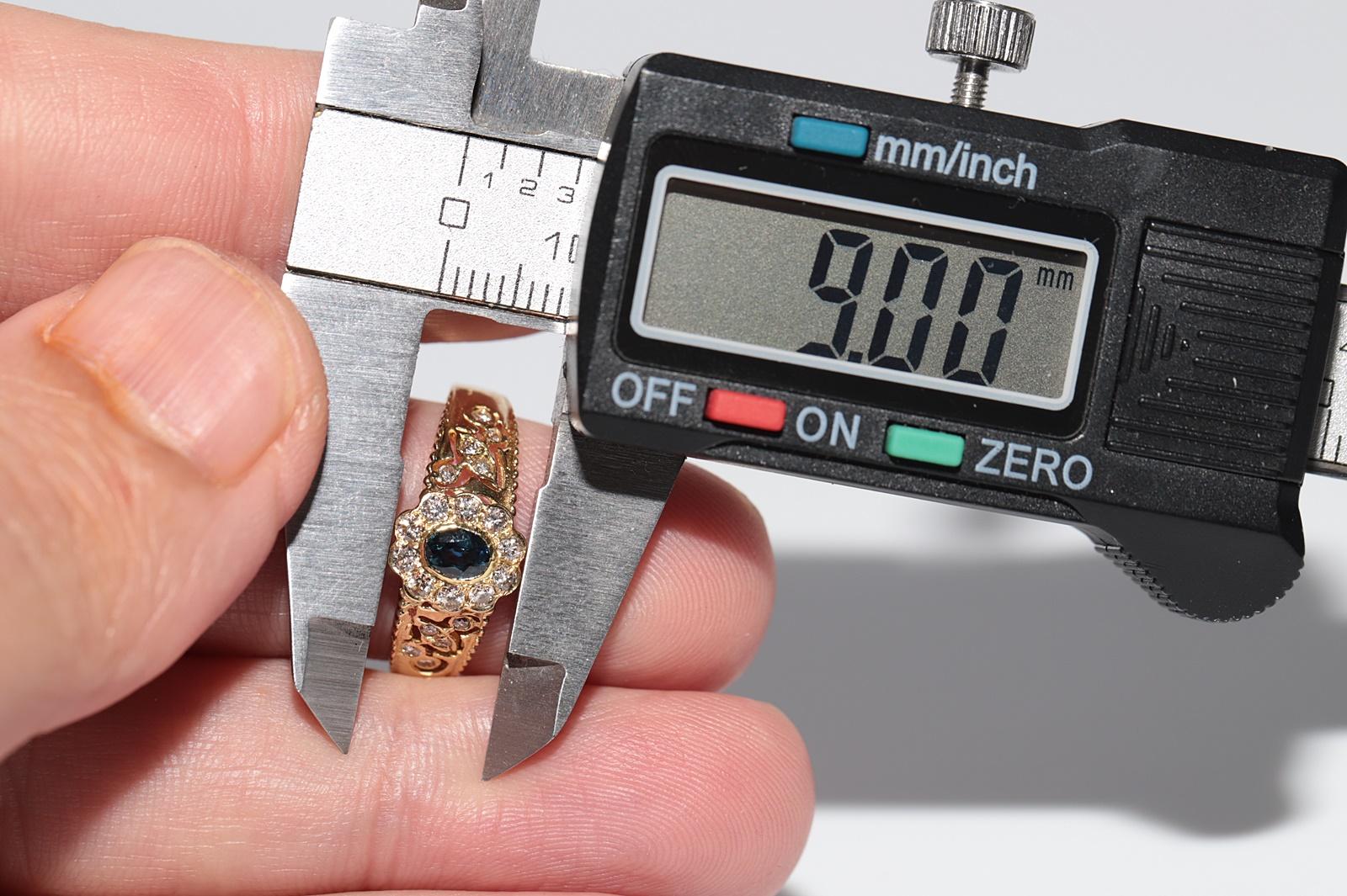 Vintage Circa 1980s 18k Gold Natural Diamond And Sapphire Cocktail Ring For Sale 6