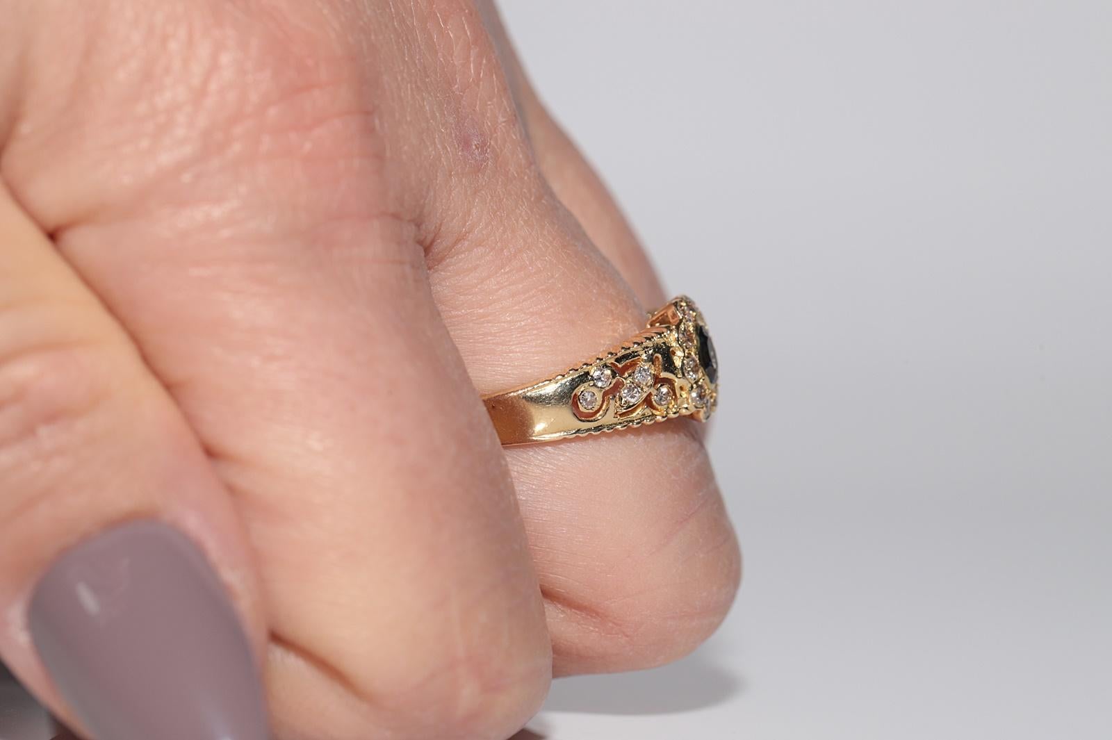 Vintage Circa 1980s 18k Gold Natural Diamond And Sapphire Cocktail Ring For Sale 10