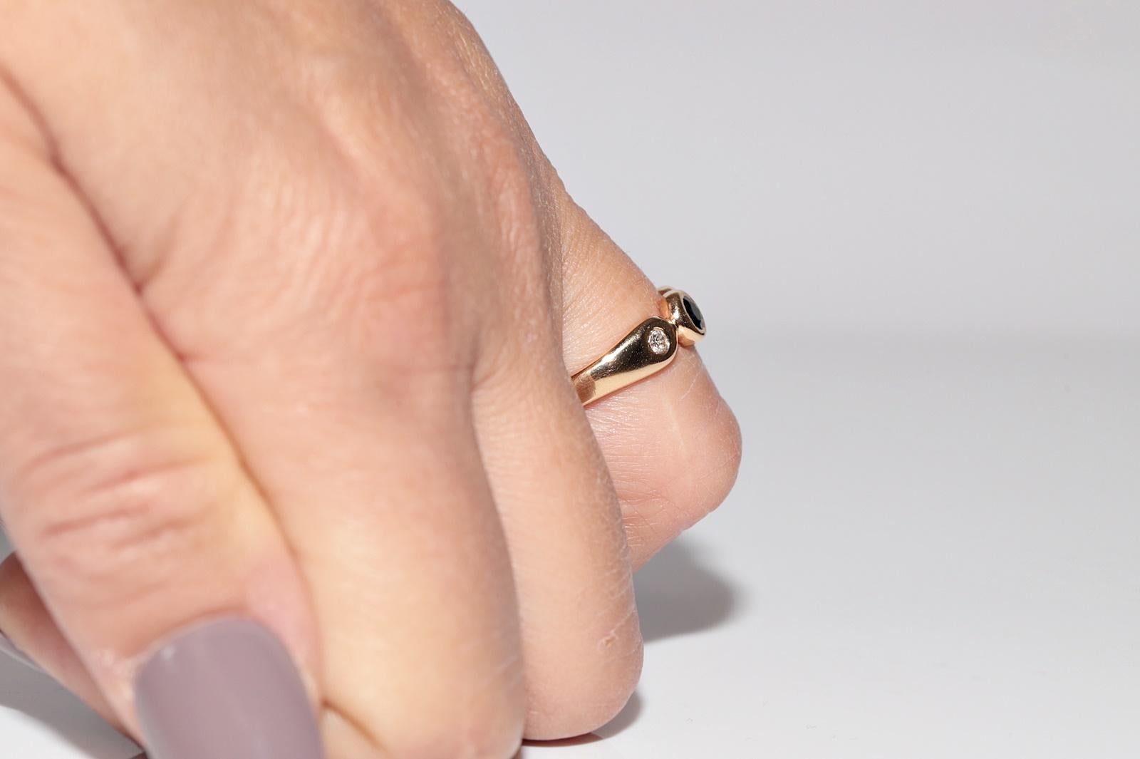 Vintage Circa 1980s 18k Gold Natural Diamond And Sapphire Decorated Band Ring For Sale 8