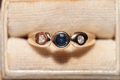 Vintage Circa 1980s 18k Gold Natural Diamond And Sapphire Decorated Band Ring