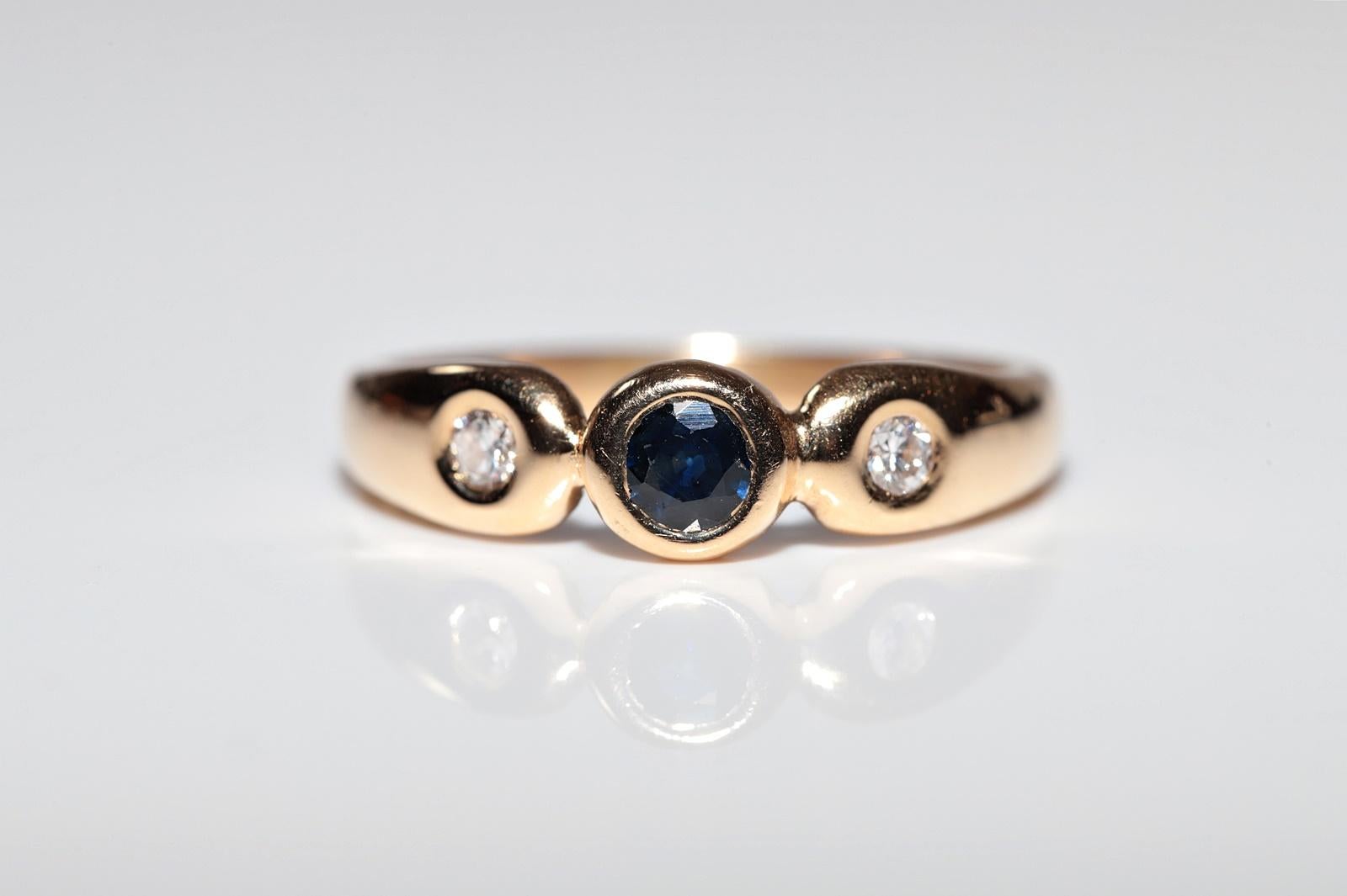 Retro Vintage Circa 1980s 18k Gold Natural Diamond And Sapphire Decorated Band Ring For Sale