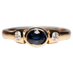 Vintage Circa 1980s 18k Gold Natural Diamond And Sapphire Decorated Band Ring